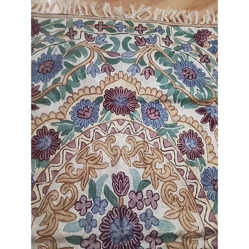 Vintage Kashmiri Crewel Chain Stitch Floral Rug Wall Hanging Boho 2 x 3 Tapestry